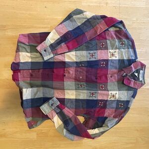 Vintage Oversized Plaid Button-Up Shirt | Retro Flannel | Cozy & Stylish